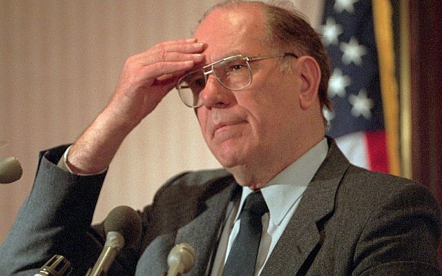 In this Feb. 3, 1994, file photo, Lyndon LaRouche Jr. gestures during a news conference in Arlington, Va. Political extremist and perennial presidential candidate LaRouche has died on feb. 12, 2019, at age 96. (AP Photo/Joe Marquette, File)
