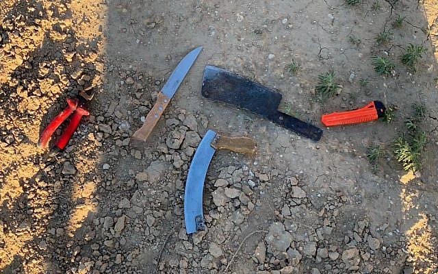 Knives and a wire cutter found in possession of Palestinians who crossed into Israel from the the Gaza Strip on February 3, 2019. (Israel Defense Forces/Twitter)