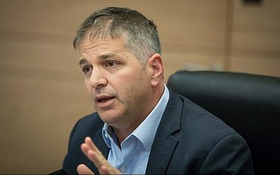 Likud MK Yoav Kisch chairs a Knesset Interior Affairs Committee meeting on July 12, 2018. (Yonatan Sindel/Flash90)
