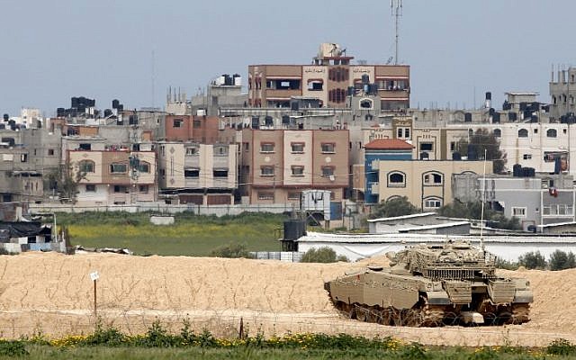 An Israeli Merkava battle tank on the border with the Gaza Strip on March 15, 2019. (Jack Guez/AFP)
