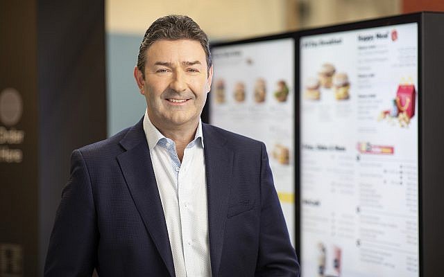 McDonald’s CEO Steve Easterbrook announcing the acquisition of Israeli AI company Dynamic Yield, on March 25, 2019. (Courtesy-McDonald’s)