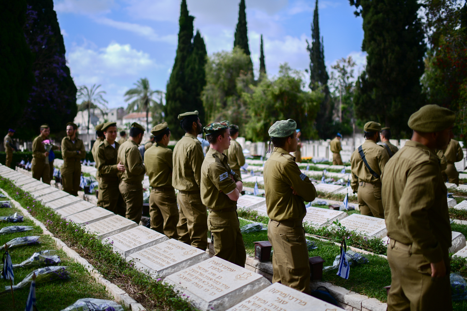 As Israel marks Memorial Day, PM vows to bring home remains of soldiers