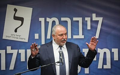 Yisrael Beytenu party leader Avigdor Liberman speaks at a faction meeting regarding the coalition negotiations at the Knesset, on May 27, 2019. (Yonatan Sindel/Flash90)