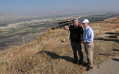 Prime Minister Benjamin Netanyahu and US National Security Adviser John Bolton tour the Jordan Valley on June 23, 2019. (Kobi Gideon/GPO)