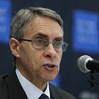 Kenneth Roth, Human Rights Watch's executive director, speaks during a news conference in Seoul, South Korea, on November 1, 2018. (AP Photo/Lee Jin-man)