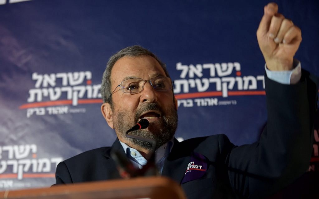 Ehud Barak, head of the Israel Democratic Party speaks during an election campaign event in Tel Aviv on July 17, 2019. (Gili Yaari/Flash90)