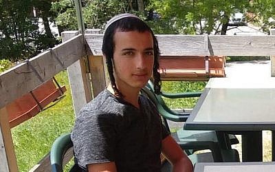 Dvir Sorek, 19, who was stabbed to death in the West Bank in an apparent terror attack on August 8, 2019. (Courtesy of the family)