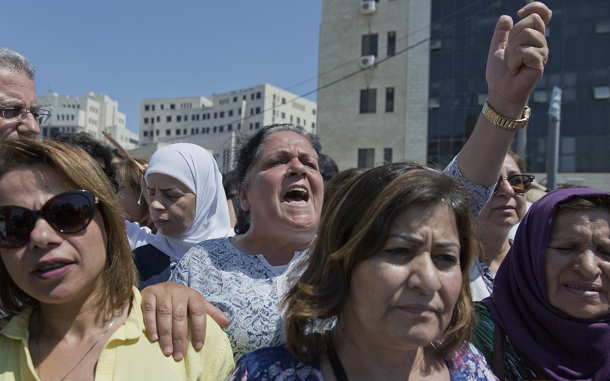 Palestinian Women Protest After Suspected Honor Killing The Times 