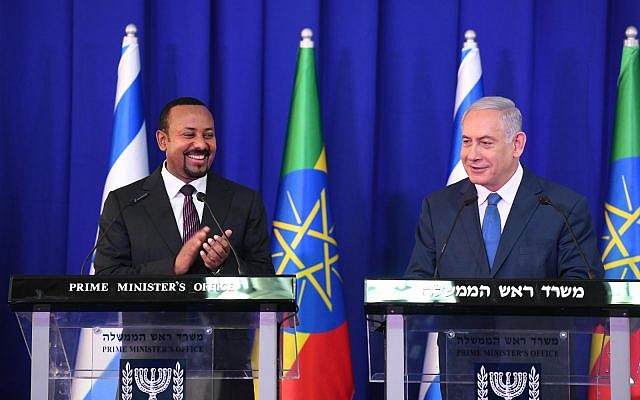 Prime Minister Benjamin Netanyahu (R) and Ethiopian Prime Minister Abiy Ahmed speak at a press conference at the Prime Minister's Office on September 1, 2019. (Amos Ben Gershom/PMO)