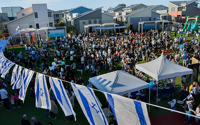 The JCC in Palo Alto, California, holds an Israeli Independence Day celebration in Hebrew aimed at the vibrant Israeli community in Silicon Valley on May 9, 2019. (Saul Bromberger/Courtesy JCC Palo Alto)
