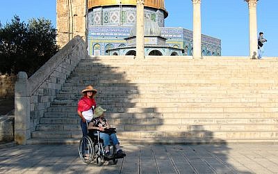 The Dome of the Rock is accessible to disabled travelers via ramp. (Shmuel Bar-Am)