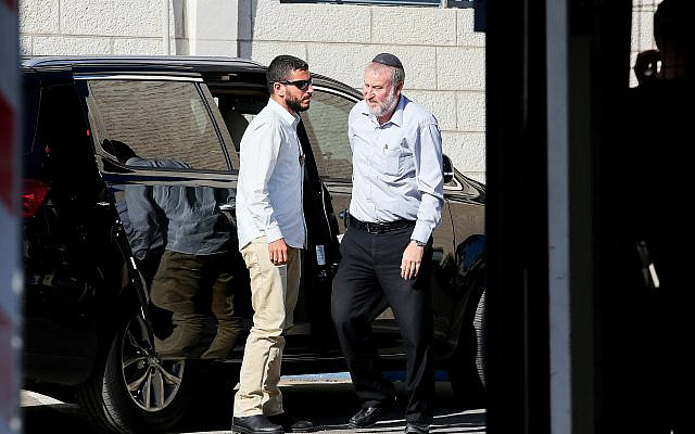 Attorney General Avichai Mandelblit arrives at the Justice Ministry in Jerusalem for the hearing on Prime Minister Benjamin Netanyahu's corruption cases on October 7, 2019. (Flash90)