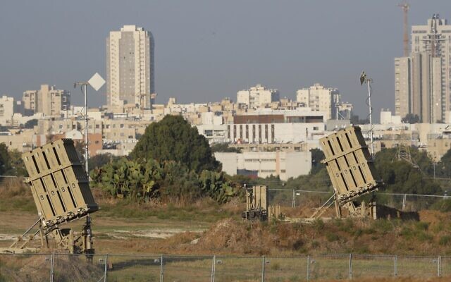 The Iron Dome defense system, designed to intercept and destroy incoming short-range rockets and artillery shells, is pictured in the southern Israeli city of Ashdod on November 12, 2019 (Jack GUEZ / AFP)