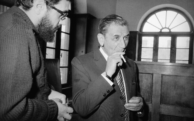 Meyer Lansky, reputed king of American gambling, takes a break outside the High Court of Israel where he was appealing for permission to stay in the Jewish state as an immigrant, March 1972. (AP)