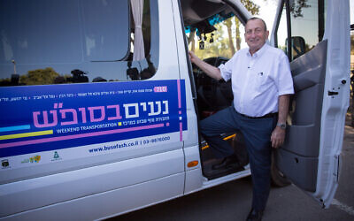 Tel Aviv Mayor Ron Huldai poses for a photograph at a launch event for new public transportation buses, November 20, 2019. (Miriam Alster/Flash90)