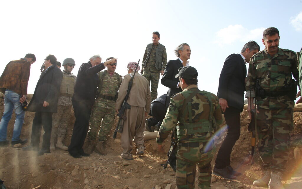 Bernard-Heni Levy en su película 'Peshmerga'.  (Cortesía de Cohen Media Group)