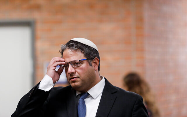 Otzma Yehudit chairman Itamar Ben Gvir at the entrance to the Central Elections Committee in the Knesset, January 15, 2020. (Olivier Fitoussi/Flash90)