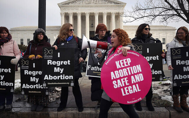 Protesters on both sides of the abortion issue gather in front of the U.S. Supreme Court building during the Right To Life March, on January 18, 2019 in Washington, DC. (Mark Wilson/Getty Images via JTA)