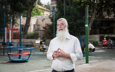 Rabbi Dov Zinger at a playground in Jerusalem, on April 5, 2016 (Hadas Parush/Flash90)