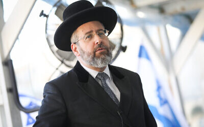 Ashkenazi Chief Rabbi David Lau at the Western Wall, in the Old City of Jerusalem, July 21, 2019. (Noam Revkin Fenton/Flash90)