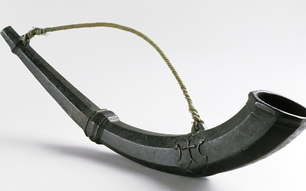 The Gruselhorn was introduced in Strasbourg, where it was blown in the evening during times of pogroms announcing that Jews must leave the city. (Courtesy Museum of Archeology Herne)