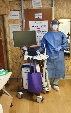 Yael Shaki-Tamir preparing for surgery at Ziv Medical Center in Safed (courtesy)