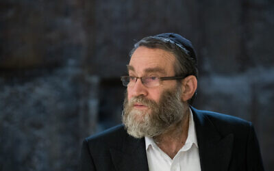 United Torah Judaism MK Moshe Gafni arrives at a meeting with Prime Minister Benjamin Netanyahu in the Knesset on March 3, 2020, a day after the general elections. (Yonatan Sindel/Flash90)