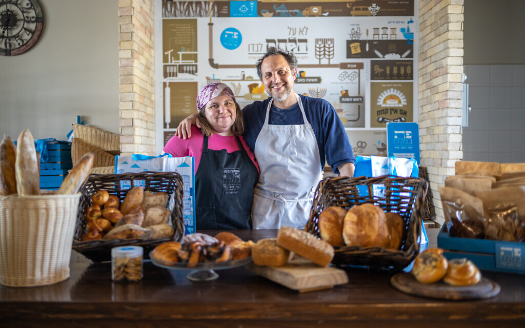 Devorah and David Katz of Pat Bamelach, the Efrat-based artisanal bakery that shares its sourdough recipes and starter, particularly during corona times. (courtesy, Pat Bamelach)