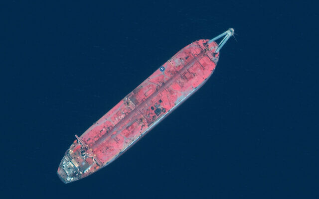 A satellite image of the FSO Safer tanker moored off Ras Issa port, in Yemen, June 17, 2020. (Maxar Technologies via AP)