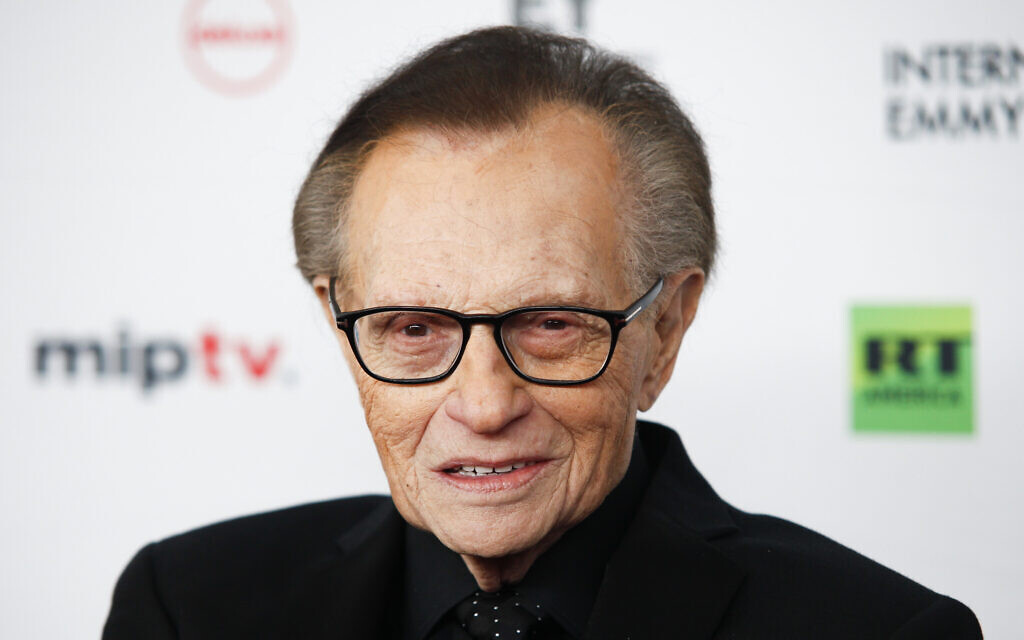 Talk show host Larry King, 87, hospitalized with COVID-19 - Vimarsana News