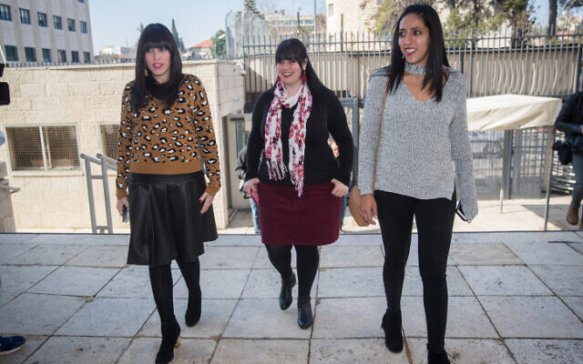 Australian sisters Elly Sapper, Dassi Erlich and Nicole Meyer who were allegedly sexually abused by former headteacher Malka Leifer arrive for a court hearing at the District Court in Jerusalem, March 6, 2019. (Yonatan Sindel/Flash90)