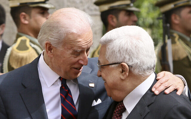 US Vice President Joseph Biden (left) with Palestinian Authority President Mahmoud Abbas ahead of their meeting in the West Bank city of Ramallah, March 10, 2010. (AP Photo/Tara Todras-Whitehill)