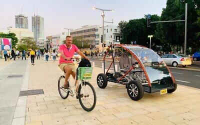 An electric car for elderly people, a project developed by students and faculty of Ariel University (Courtesy)