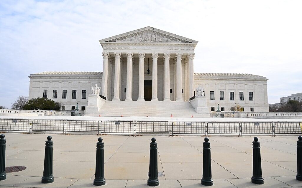 US Supreme Court halts California virus rules limiting home worship - Vimarsana News