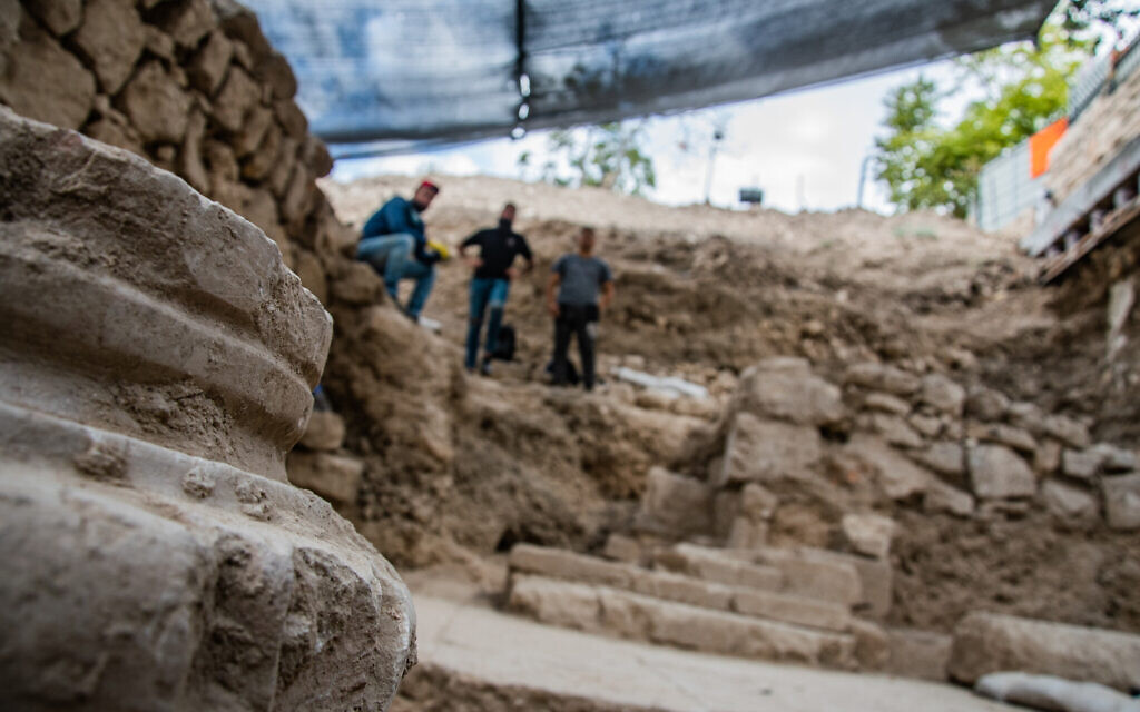Israel Antiquities Authority excavations at a 6th century Byzantine church at Gethsemane in Jerusalem's Mount of Olives. (Yoli Schwartz/ Israel Antiquities Authority)