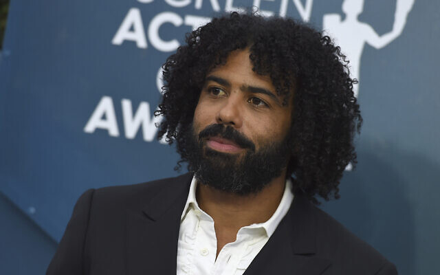 Daveed Diggs arrives at the 26th annual Screen Actors Guild Awards at the Shrine Auditorium & Expo Hall on Jan. 19, 2020, in Los Angeles. (Jordan Strauss/Invision/AP)