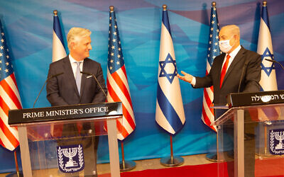 US National Security Adviser Robert O'Brien, left, meets Prime Minister Benjamin Netanyahu at the Prime Minister's Office in Jerusalem, December 13, 2020. (courtesy US Embassy)