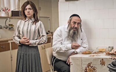 Ruchami (Shira Haas), left; Shulem (Dov Glickman), center; and Akiva (Michael Aloni), right, from a scene in the third season of 'Shtisel,' premiering December 20, 2020 on Yes (Courtesy Yes Studio)