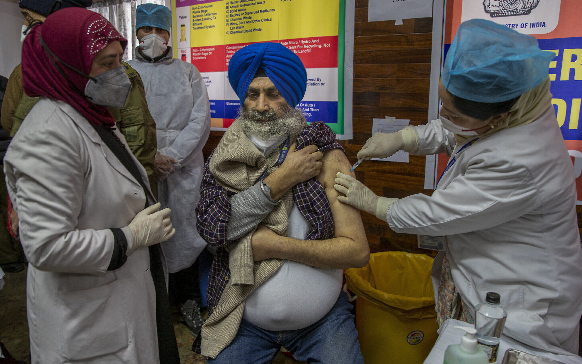 India kicks off 'world's largest' COVID-19 vaccination drive | The Times of  Israel