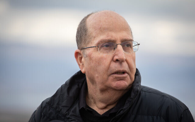 Moshe Ya'alon seen during a visit in Vered Yeriho observation point, in the Judean Desert, January 21, 2020. (Hadas Parush/Flash90)