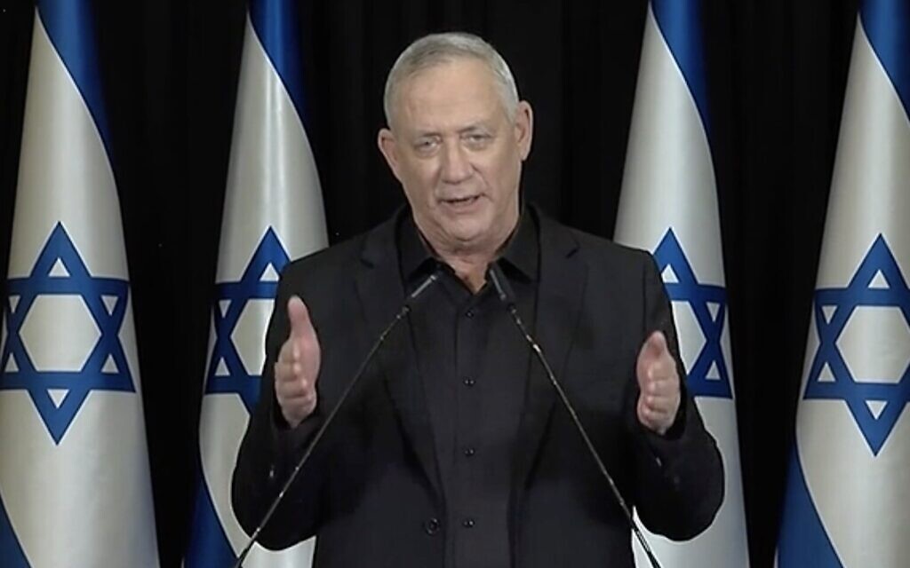 Blue and White leader Benny Gantz, in a January 11, 2021 speech, says he was wrong to partner with Prime Minister Benjamin Netanyahu. (Channel 12 screenshot)