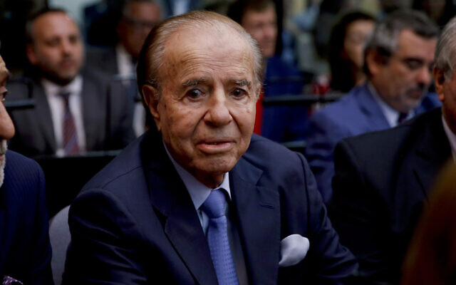 Former Argentine President Carlos Menem sits in a courthouse in Buenos Aires, Argentina, February 28, 2019. (Natacha Pisarenko/ AP)