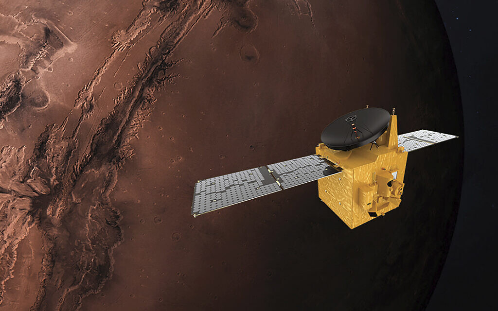 uae-on-edge-as-hope-space-probe-to-make-tricky-maneuver-into-mars-orbit