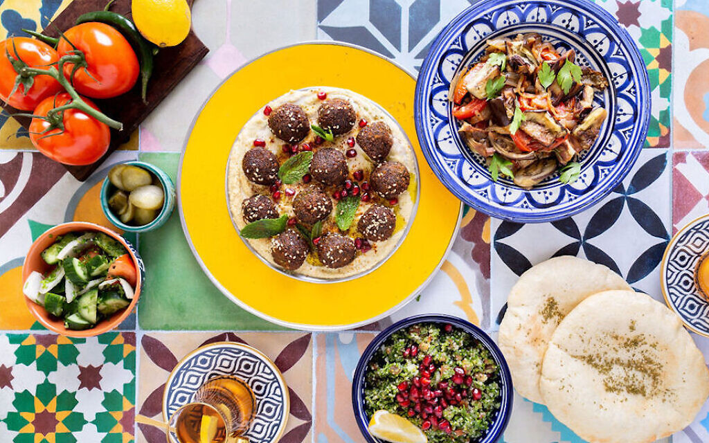 With fusion Emirati-Jewish dishes, a kosher chef blossoms in Dubai | The  Times of Israel
