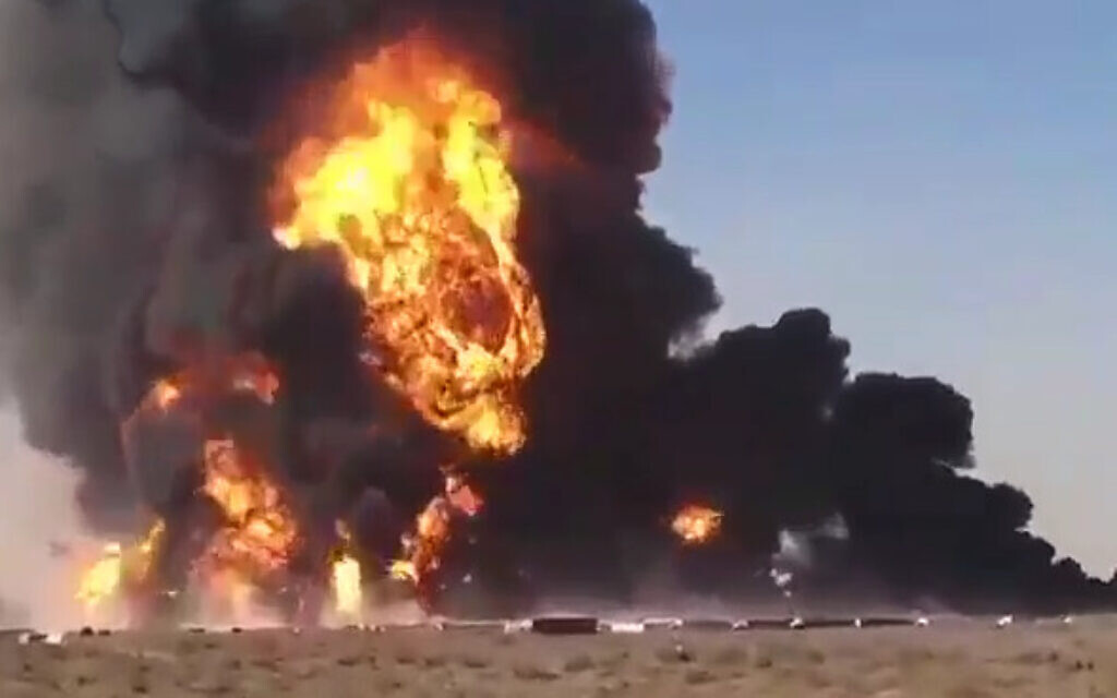 fuel-tanker-truck-explodes-on-iran-afghan-border-causing-massive-fire
