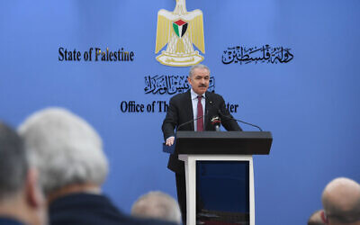 Palestinian Authority Prime Minister Mohammad Shtayyeh addresses PA cabinet ministers on January 25, 2021. (WAFA)
