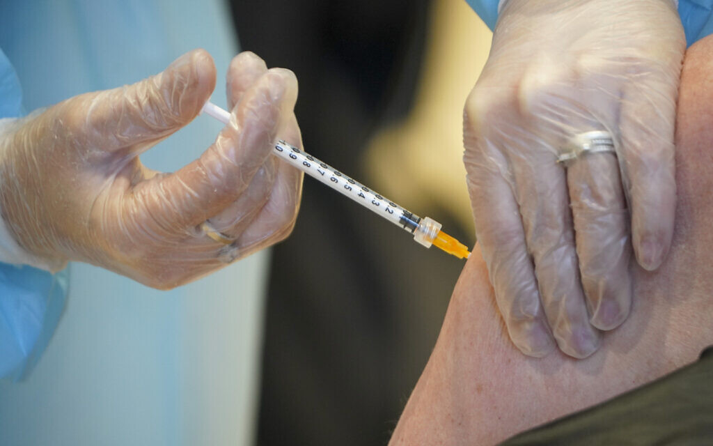 ireland-suspends-astrazeneca-vaccine-amid-blood-clot-reports-in-norway