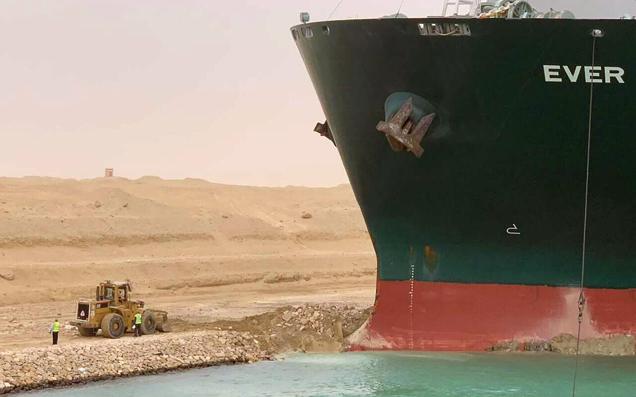 Suez Canal: Wedged container ship 'could soon be refloated'