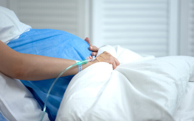 Illustrative: A pregnant woman at a hospital. (iStock via Getty Images)