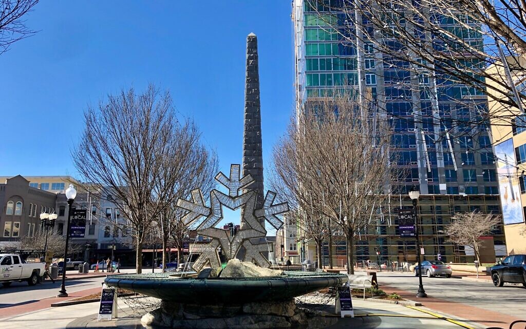 The Zebulon Baird Vance Monument is a spot where groups from evangelicals to Black Lives Matter protesters go to be heard. (Warren LeMay via Creative Commons/via JTA)